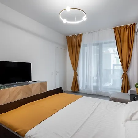 Апартаменты Plaza 73