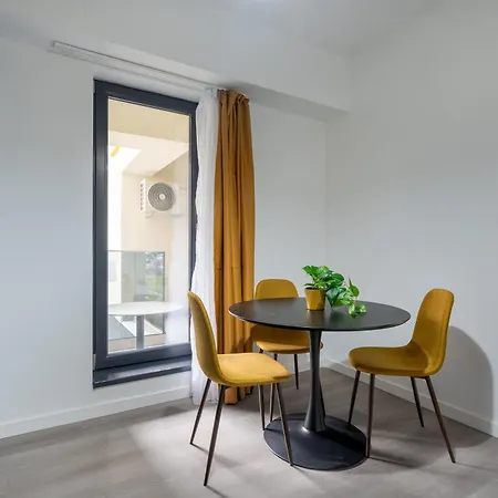 Apartment Plaza 73