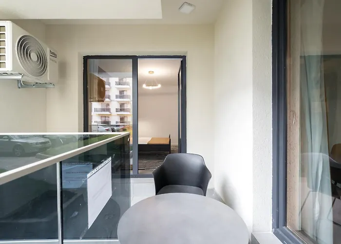 Plaza 73 * 부쿠레슈티